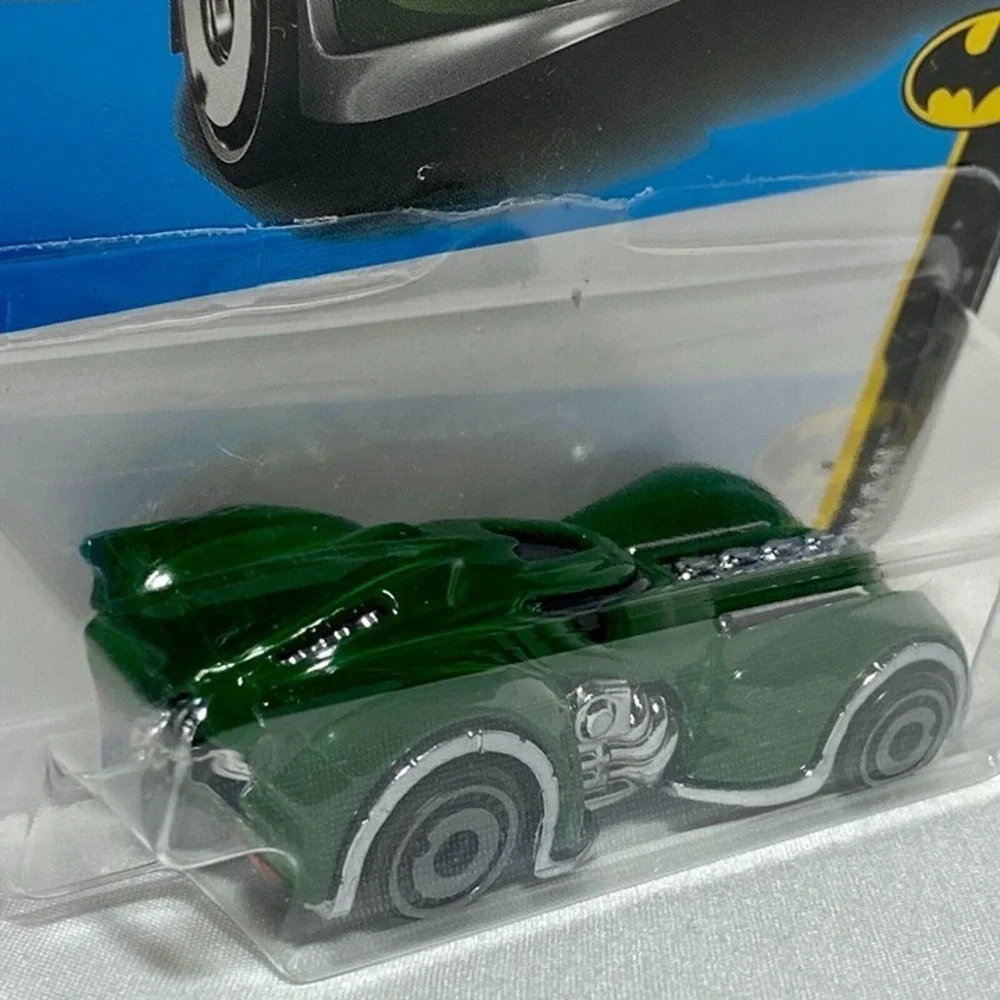 Hot Wheels Batman DC‎ Arkham Asylum Batmobile 32/250 Batman 2/5 Green NIP 2022